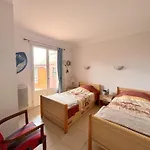 Maison Climatisee 3* A 50m De La Plage, Pour 6 Pers Avec Jardin, Wifi Et Parking - - Fr-1-529-22 *